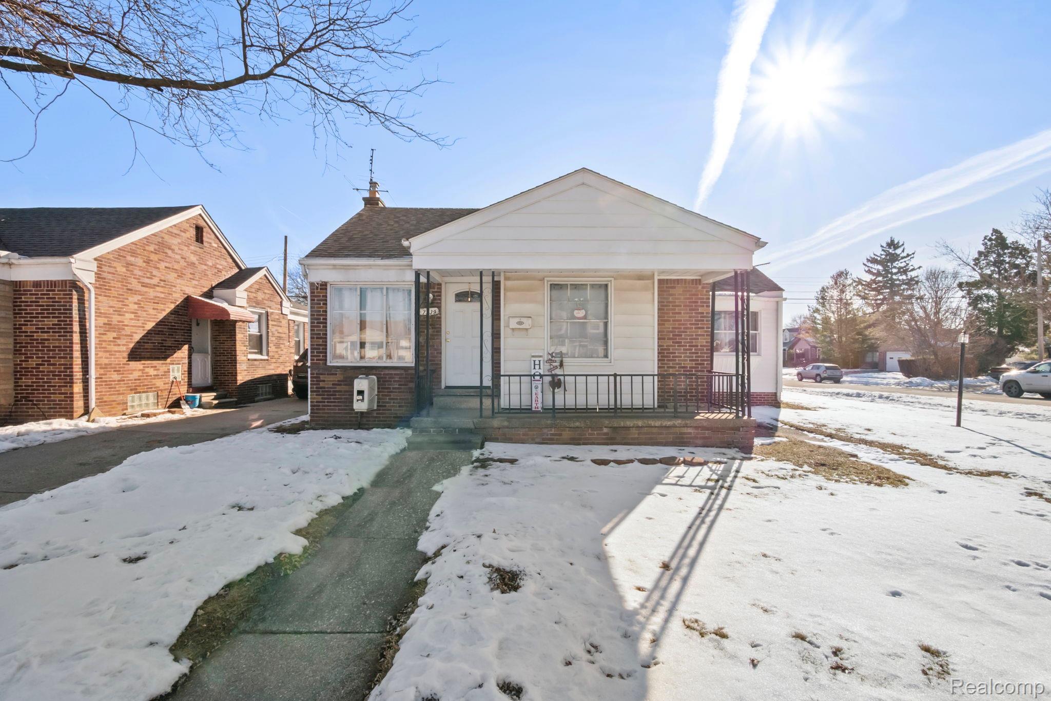 7739 Rosedale Boulevard Property Photo 1