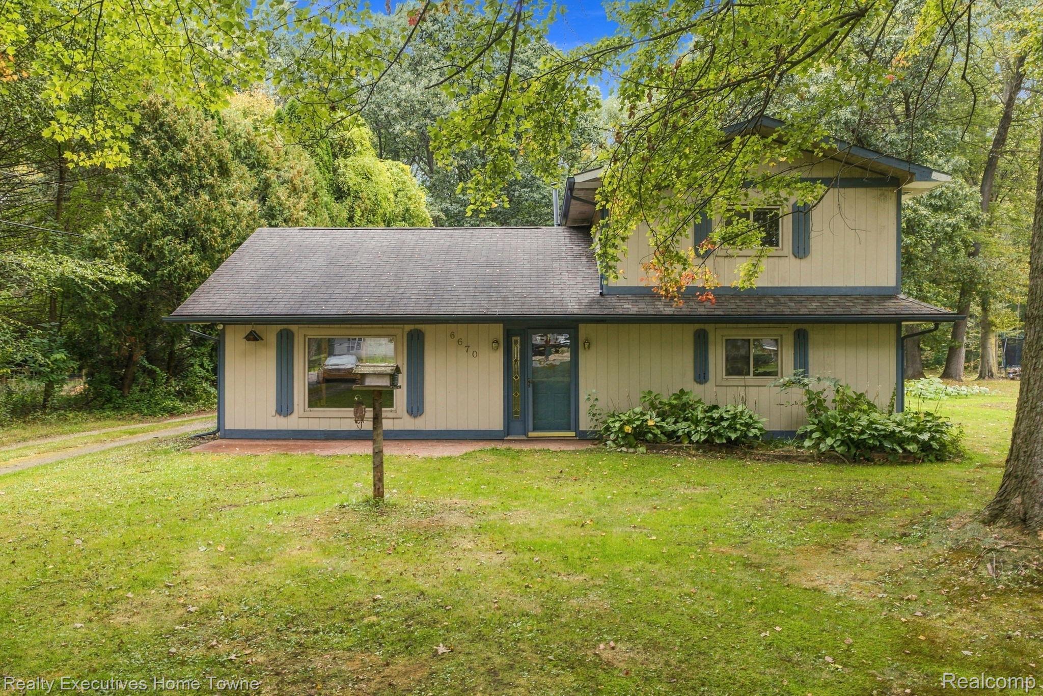 6670 Holland Road Property Photo 1