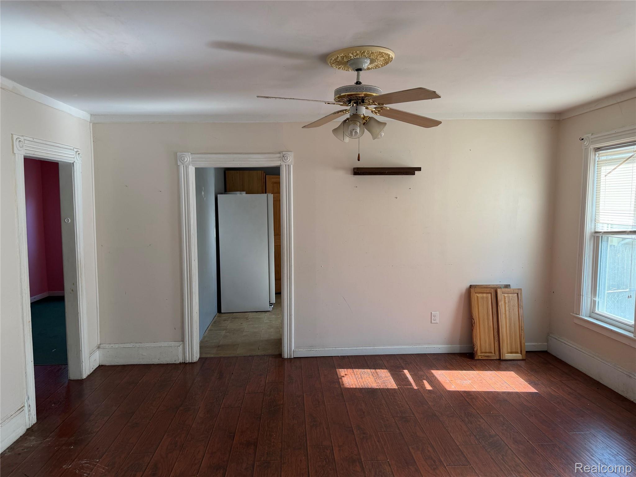 909 Pine Street Property Photo 7