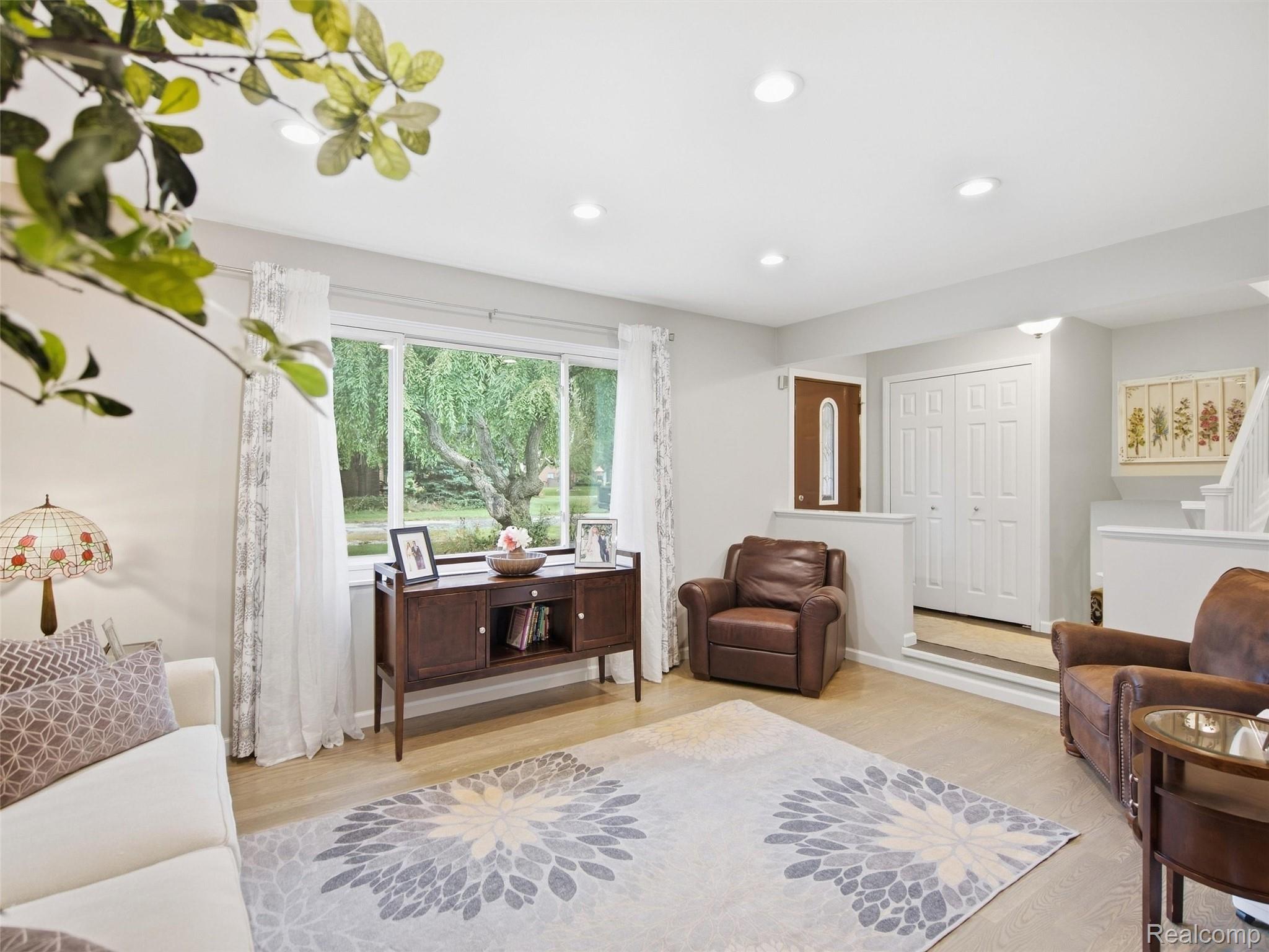 1721 Stratford Street Property Photo 24