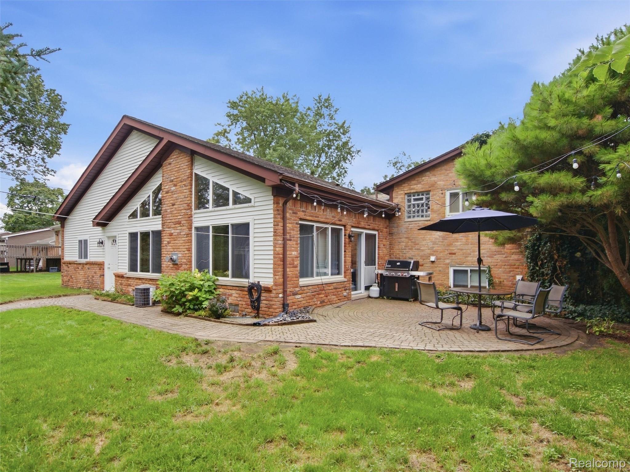 1721 Stratford Street Property Photo 44
