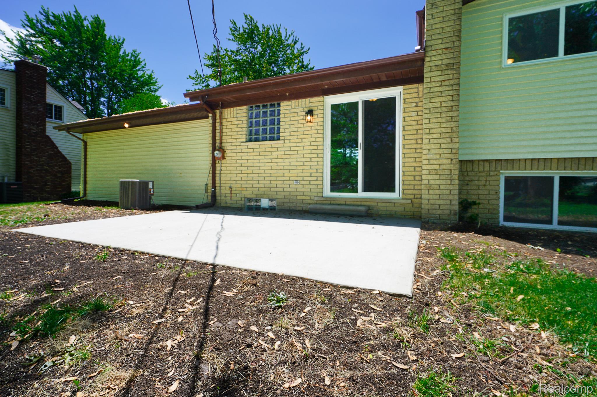 48297 Mallard Drive Property Photo 6