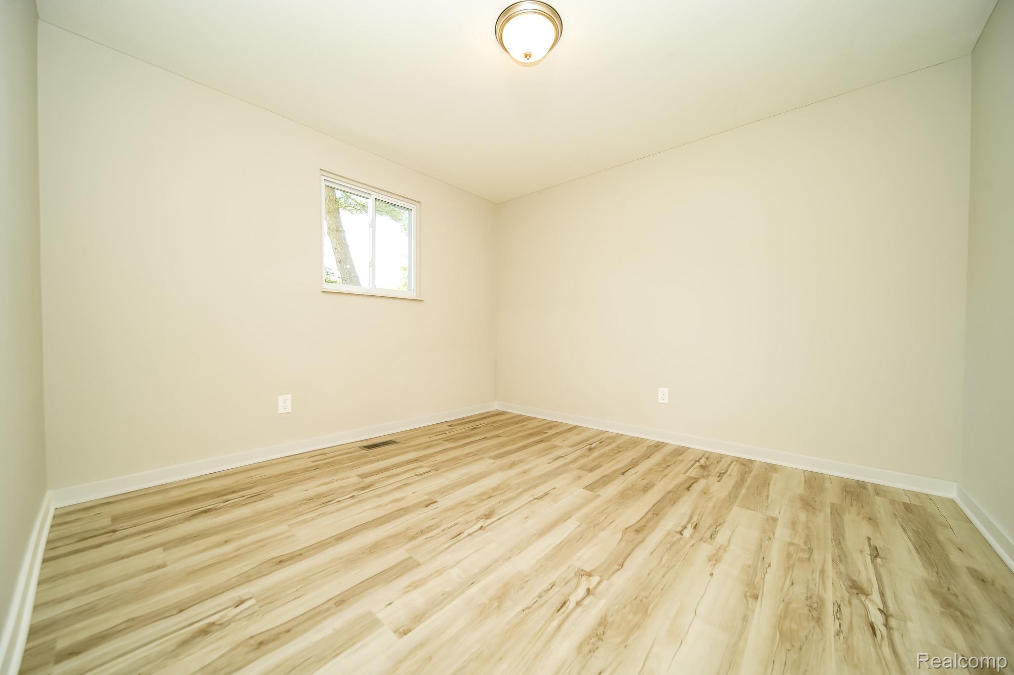 48297 Mallard Drive Property Photo 38