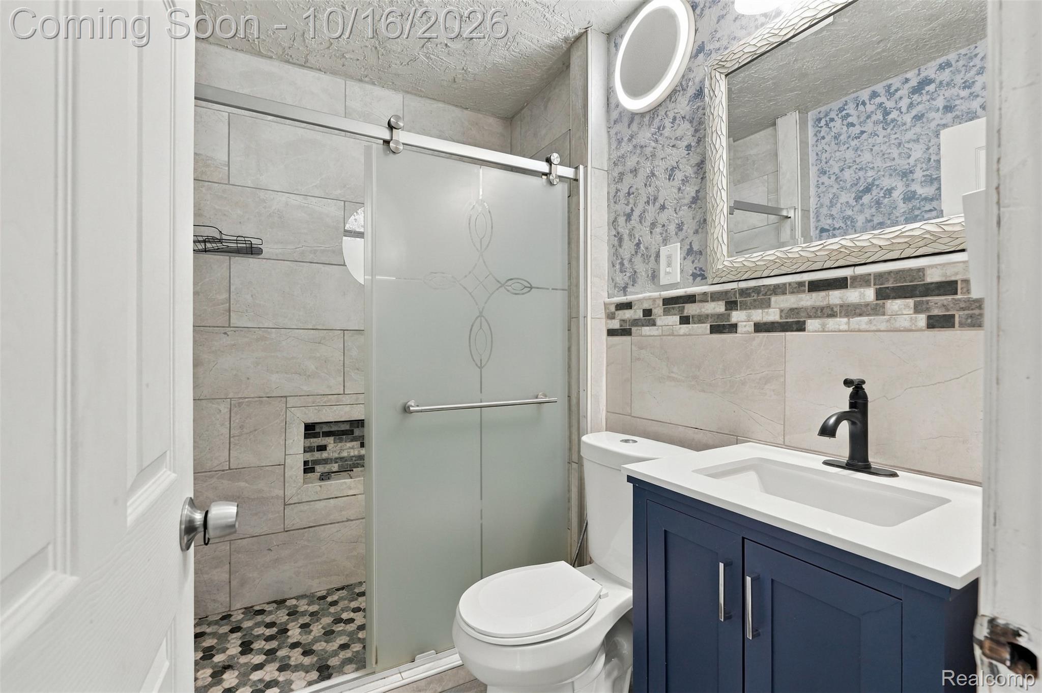 1769 Morris Avenue Property Photo 13