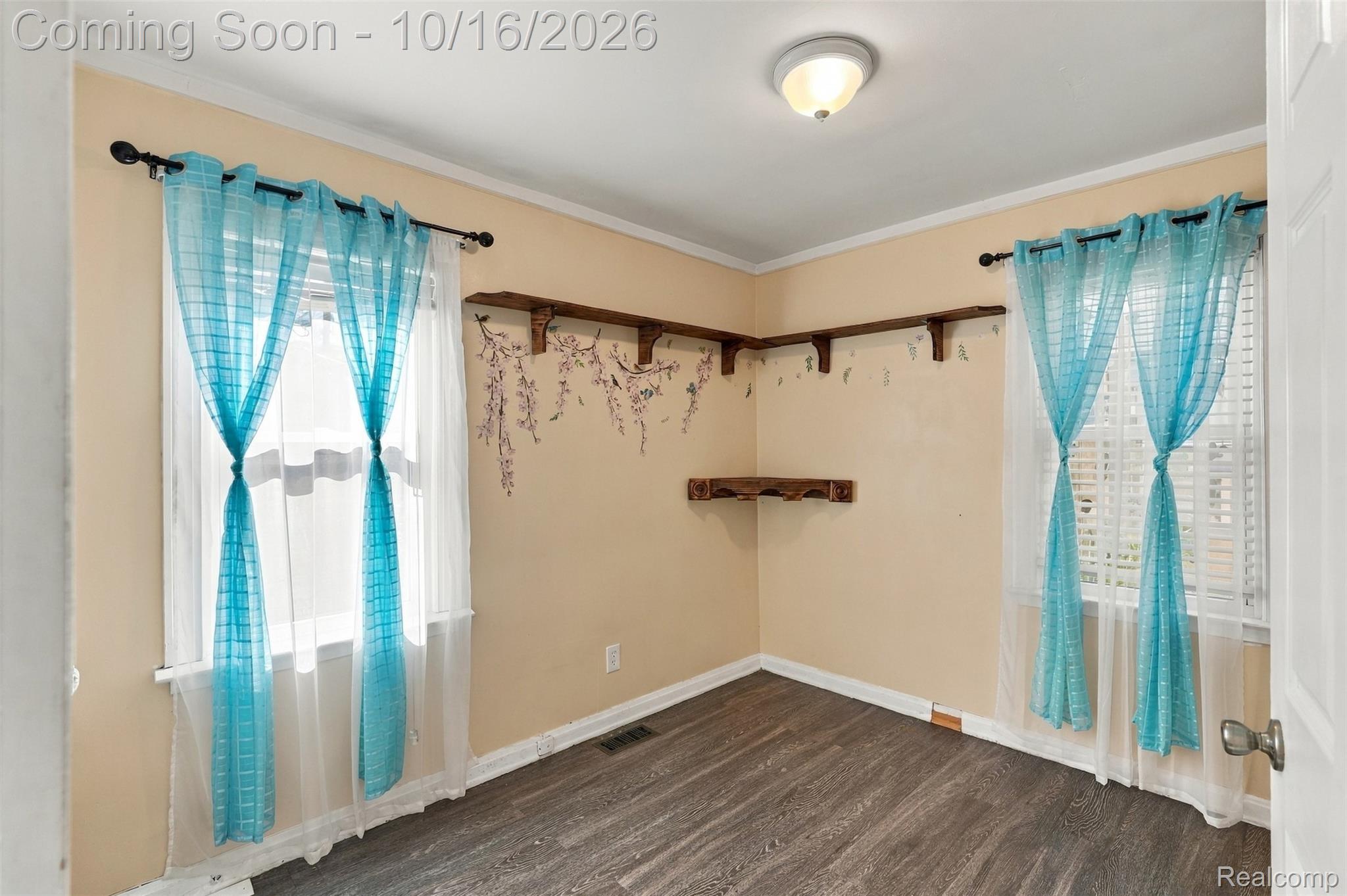 1769 Morris Avenue Property Photo 14