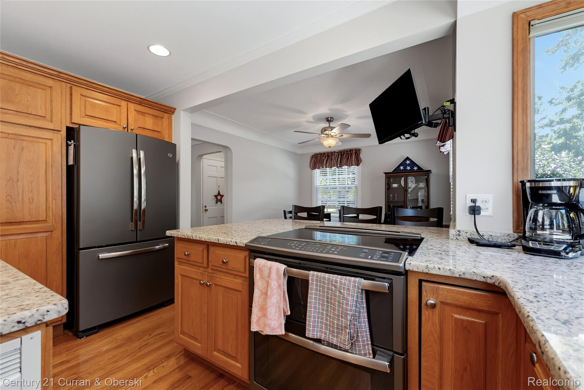 1438 Hawthorne Road Property Photo 12