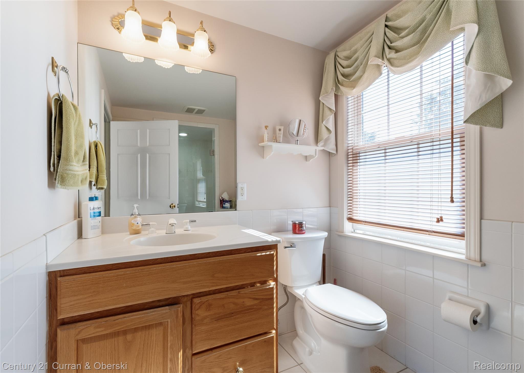 1438 Hawthorne Road Property Photo 18