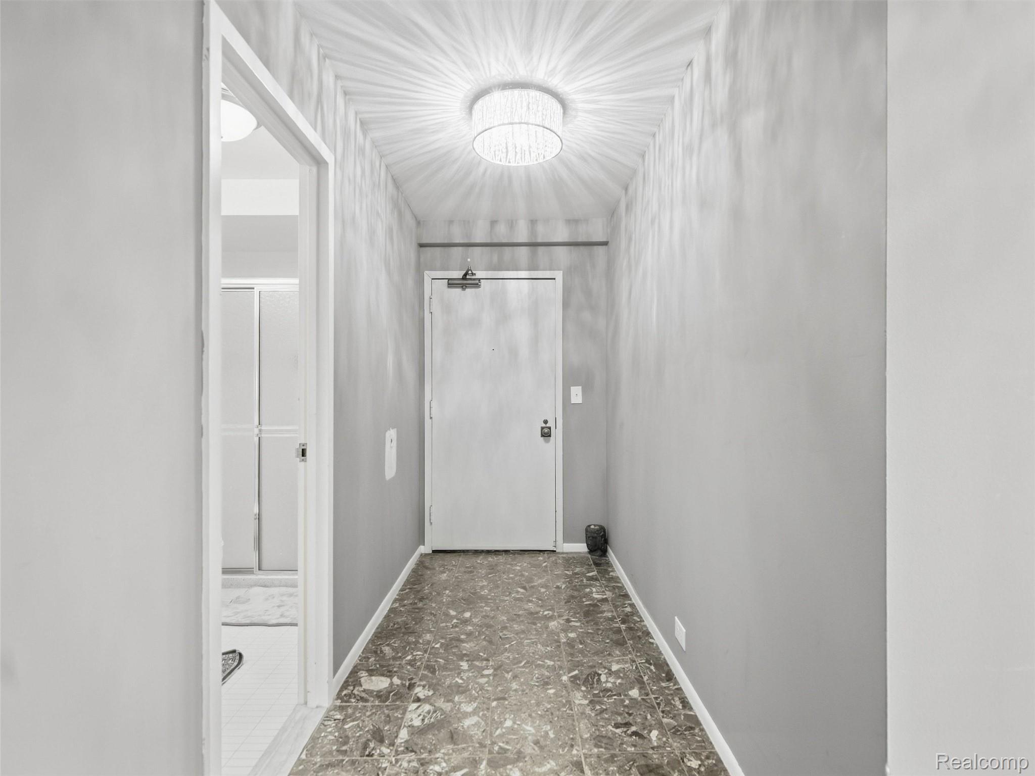 5000 Town Center 1503 Property Photo 8
