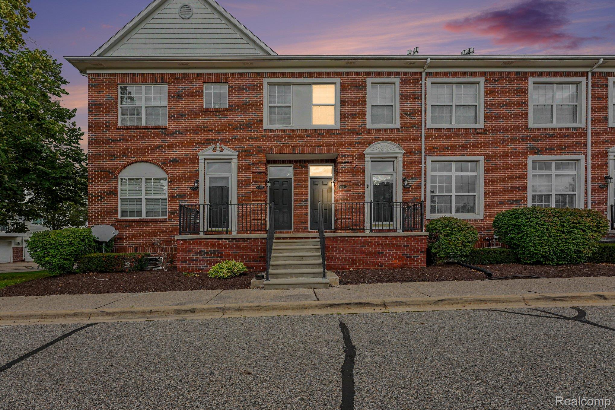 43054 Strand Drive Property Photo 2