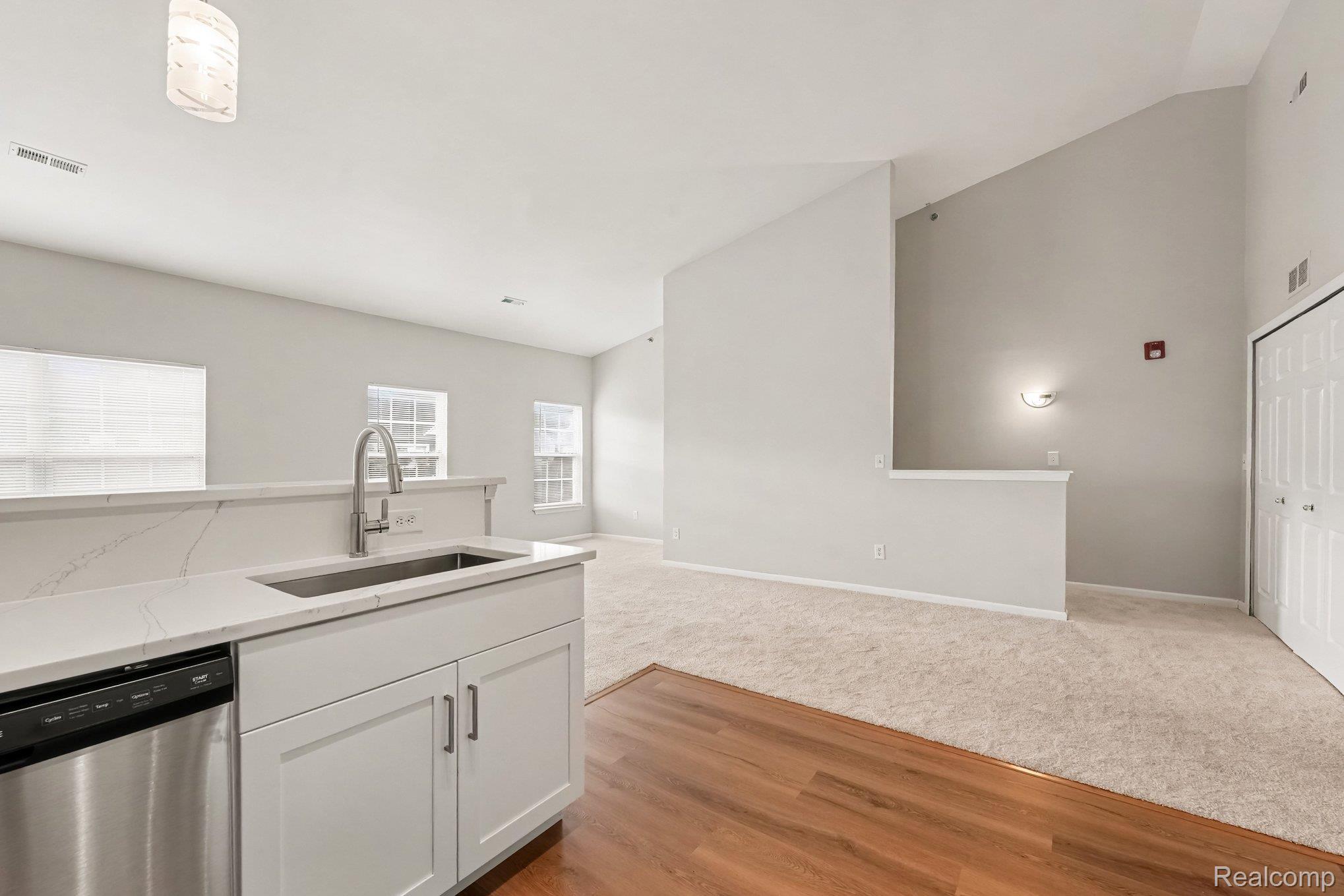 43054 Strand Drive Property Photo 12