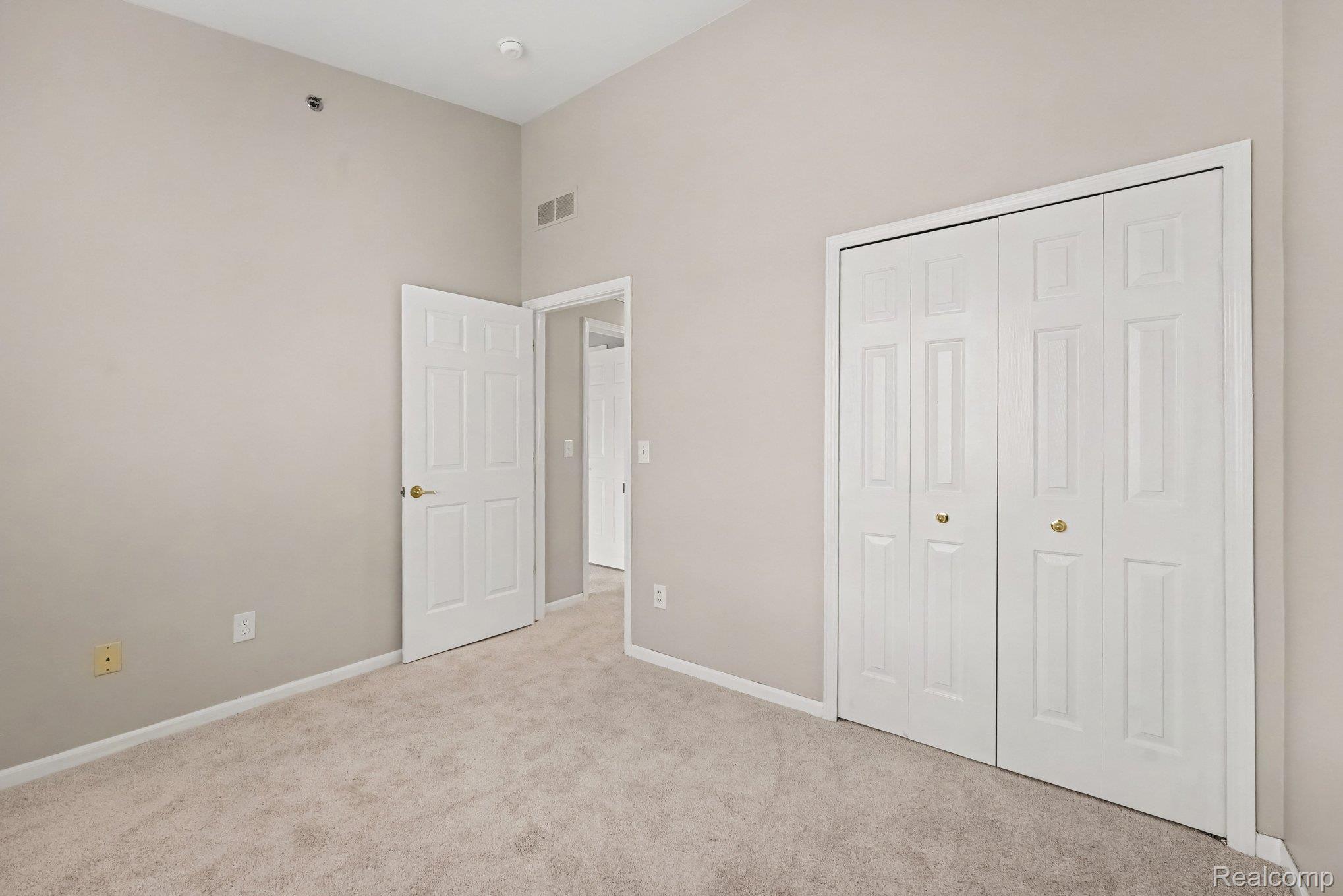 43054 Strand Drive Property Photo 15