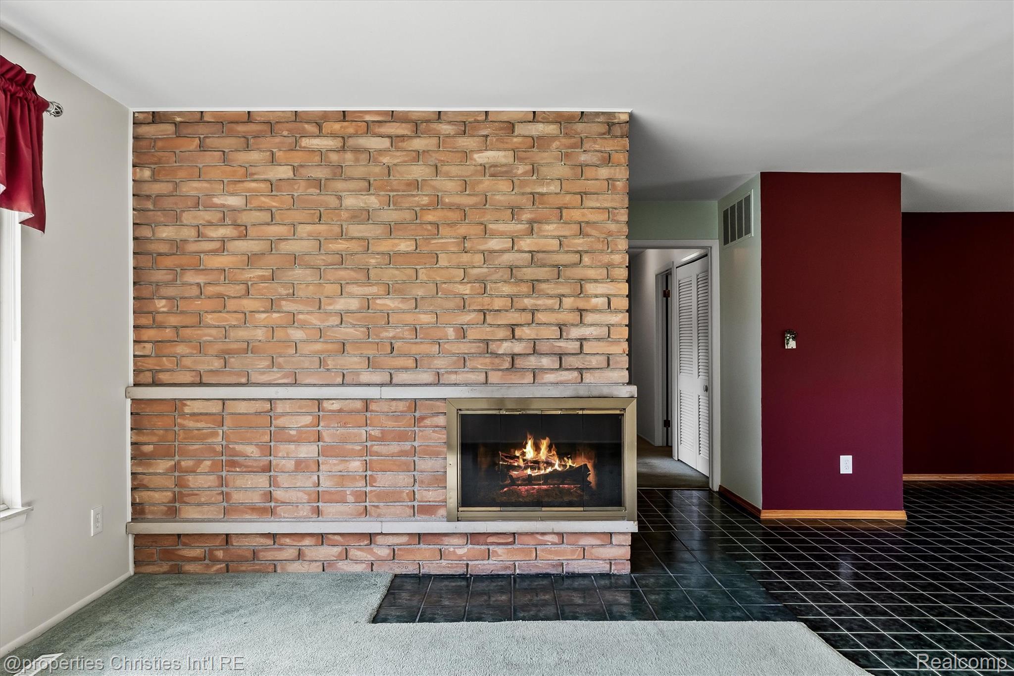 1311 Winchcombe Drive Property Photo 8