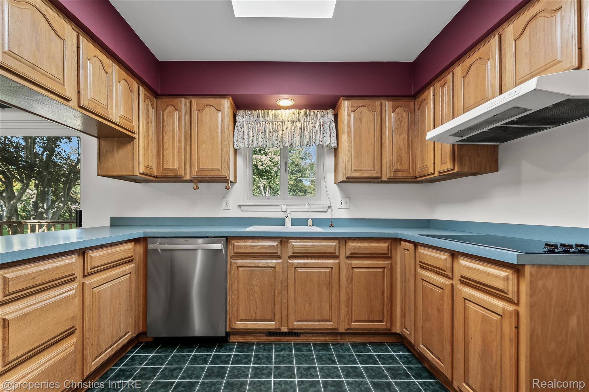 1311 Winchcombe Drive Property Photo 17