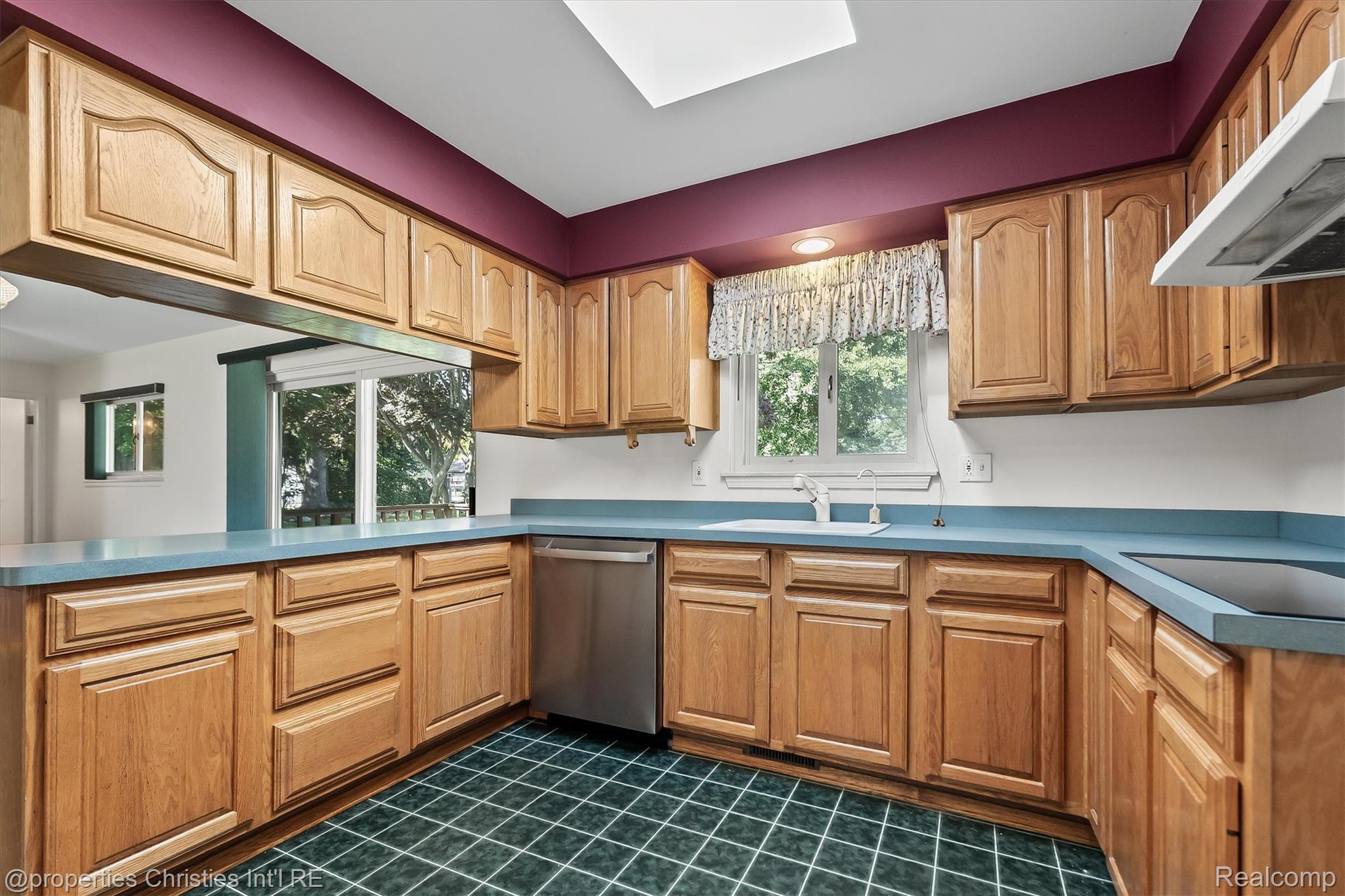 1311 Winchcombe Drive Property Photo 18