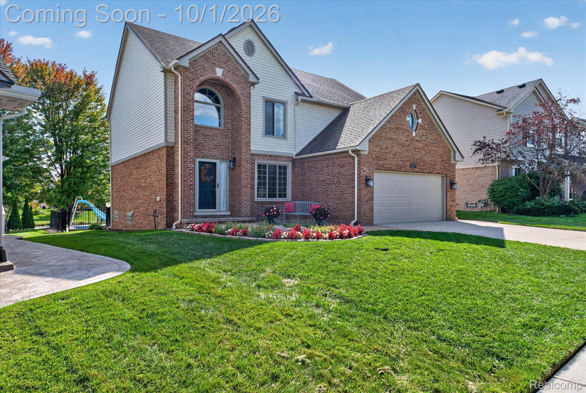 42279 Chase Drive Property Photo 2