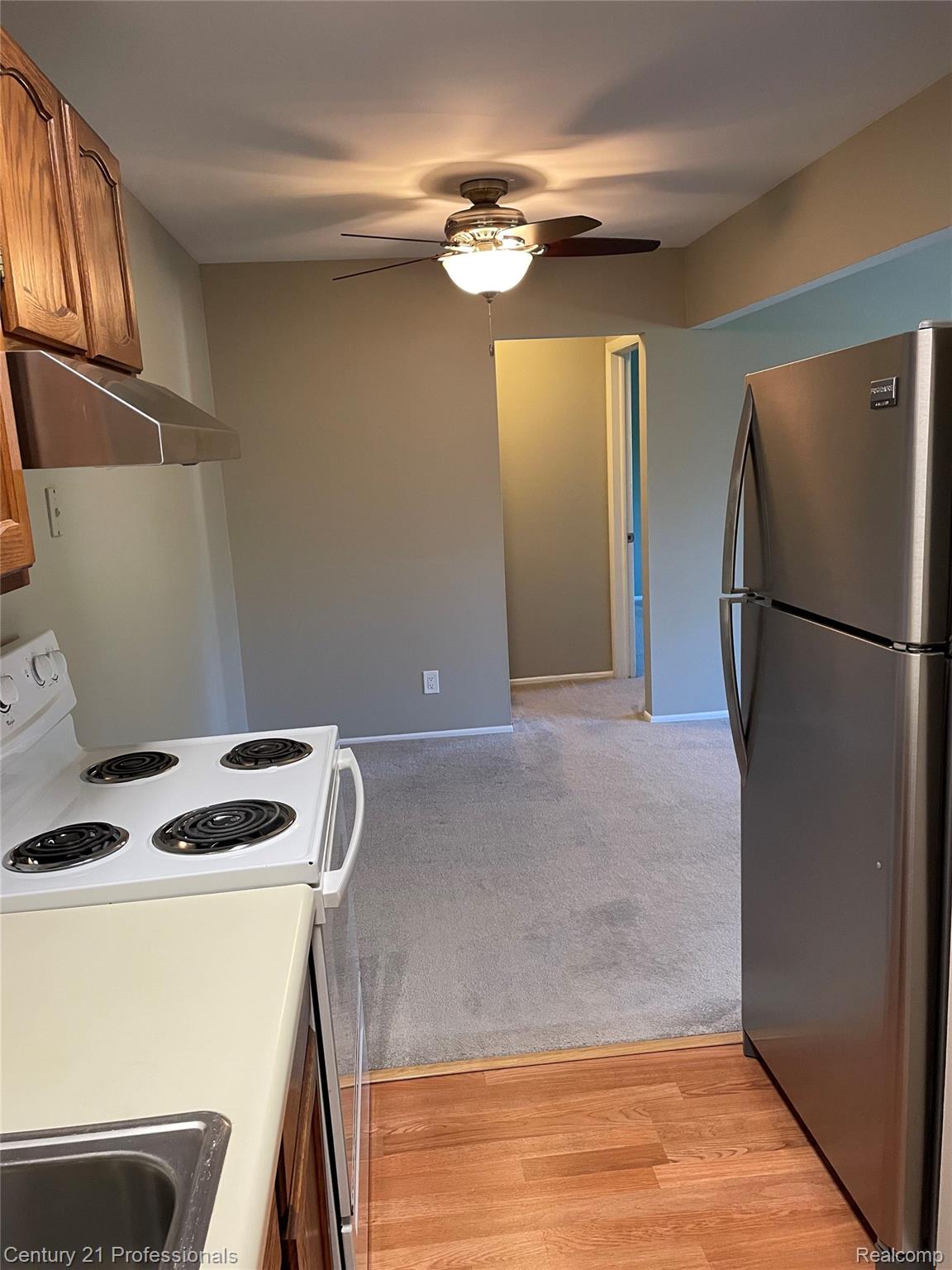 810 Plate Street 205 Property Photo 7