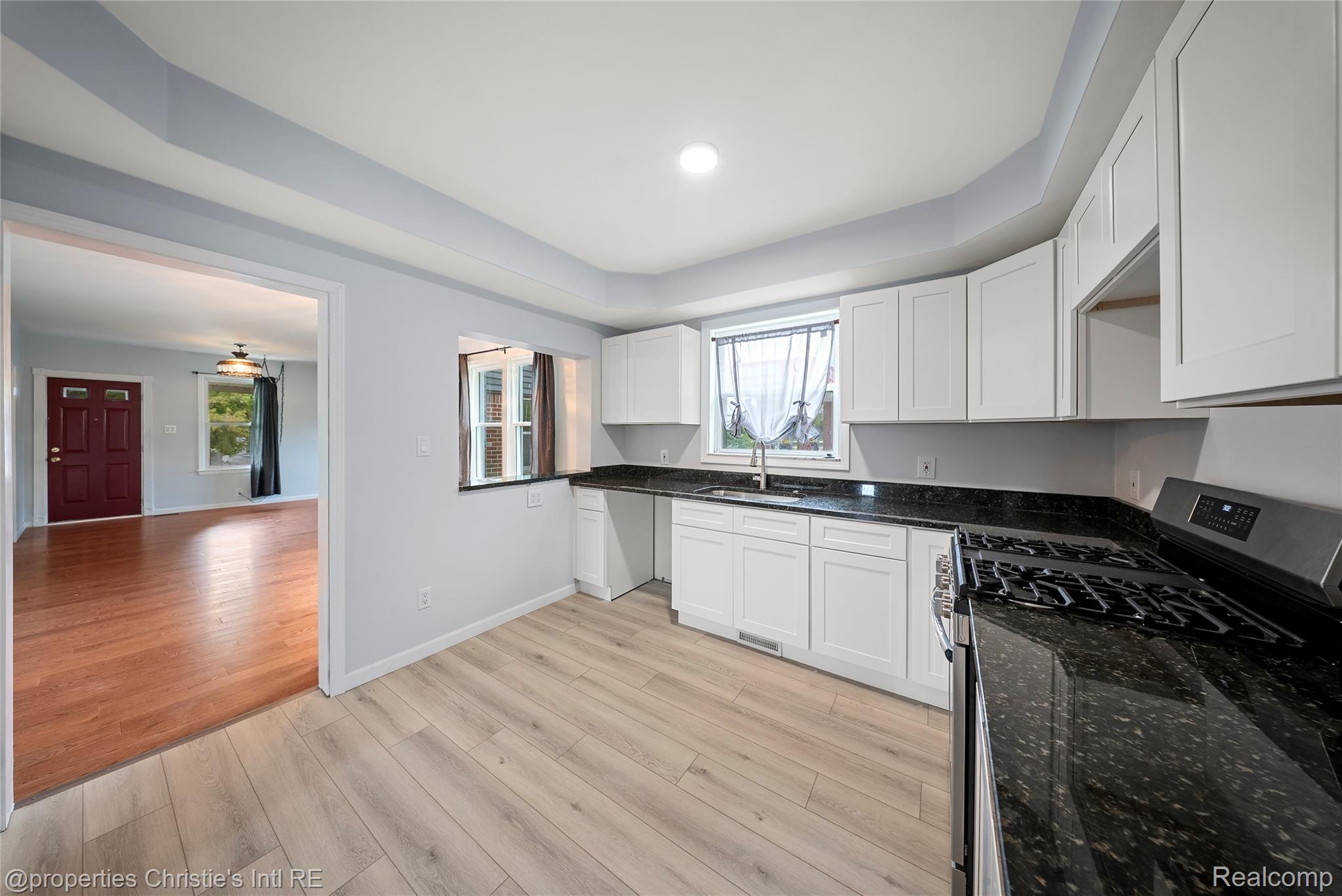 16243 Owen Avenue Property Photo 8
