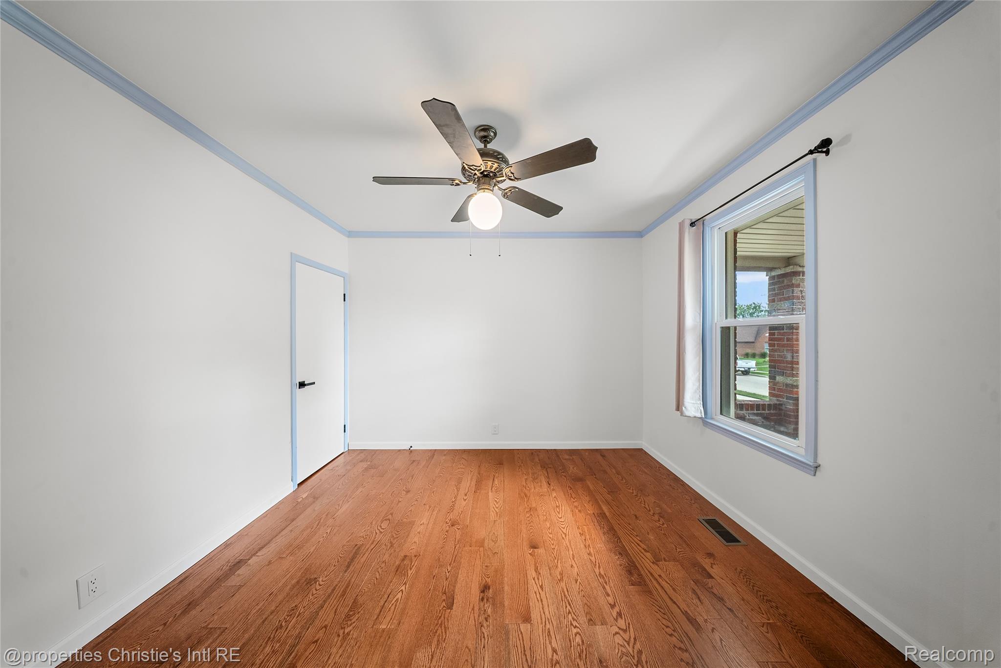 16243 Owen Avenue Property Photo 10