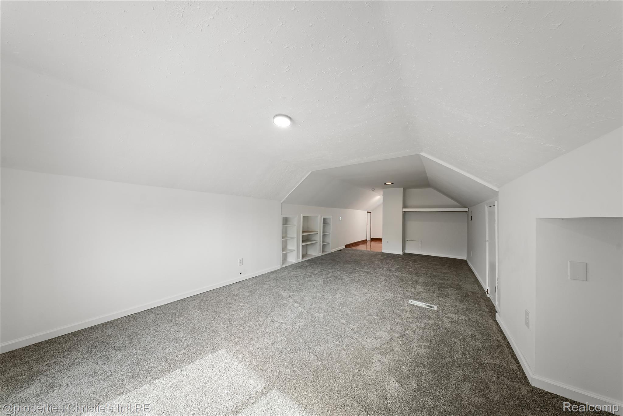 16243 Owen Avenue Property Photo 20