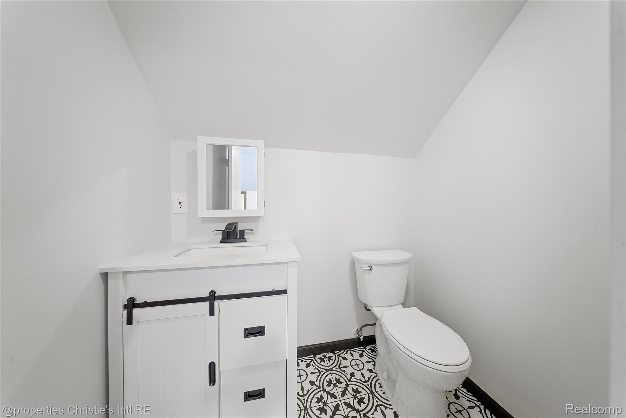 16243 Owen Avenue Property Photo 21
