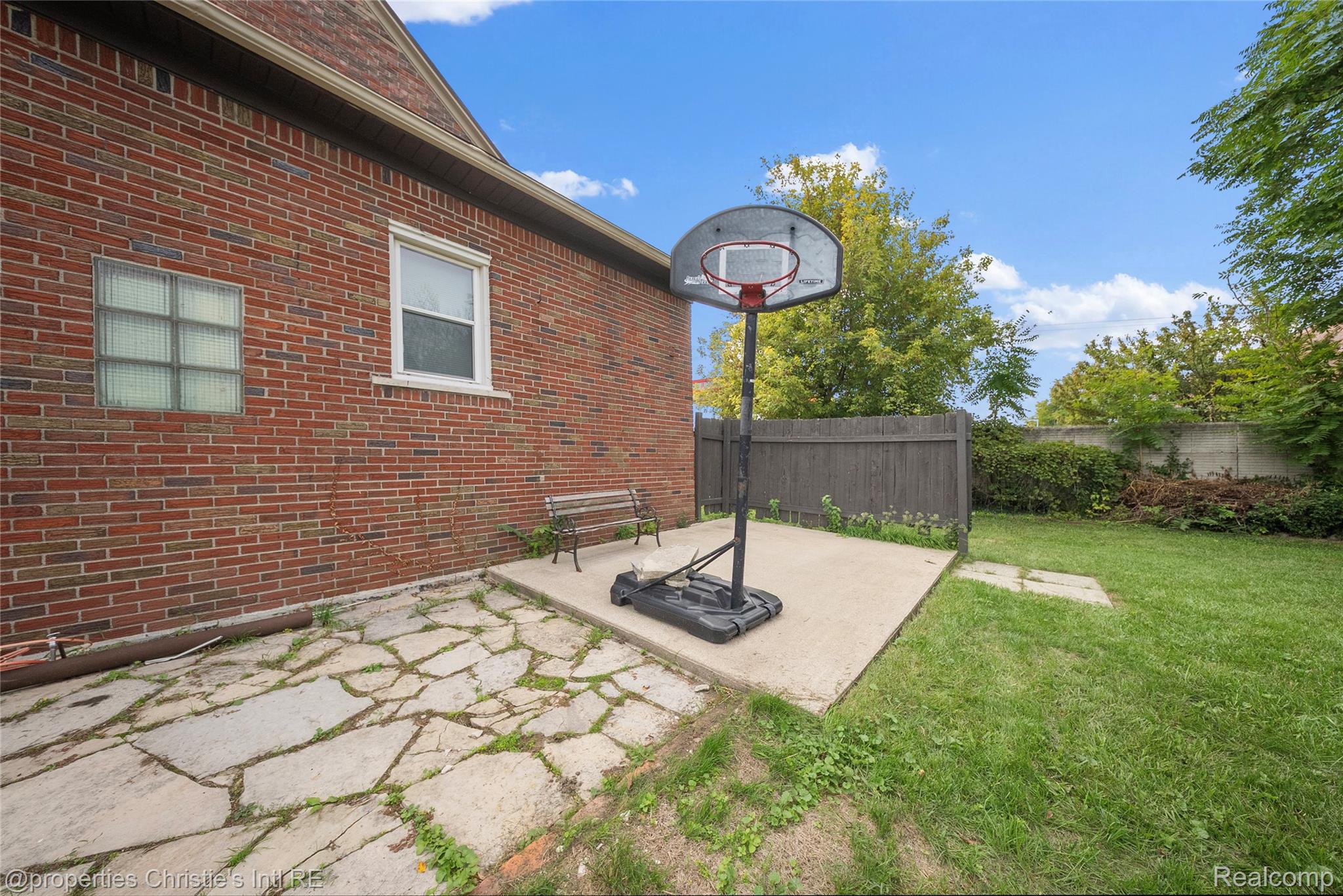 16243 Owen Avenue Property Photo 23