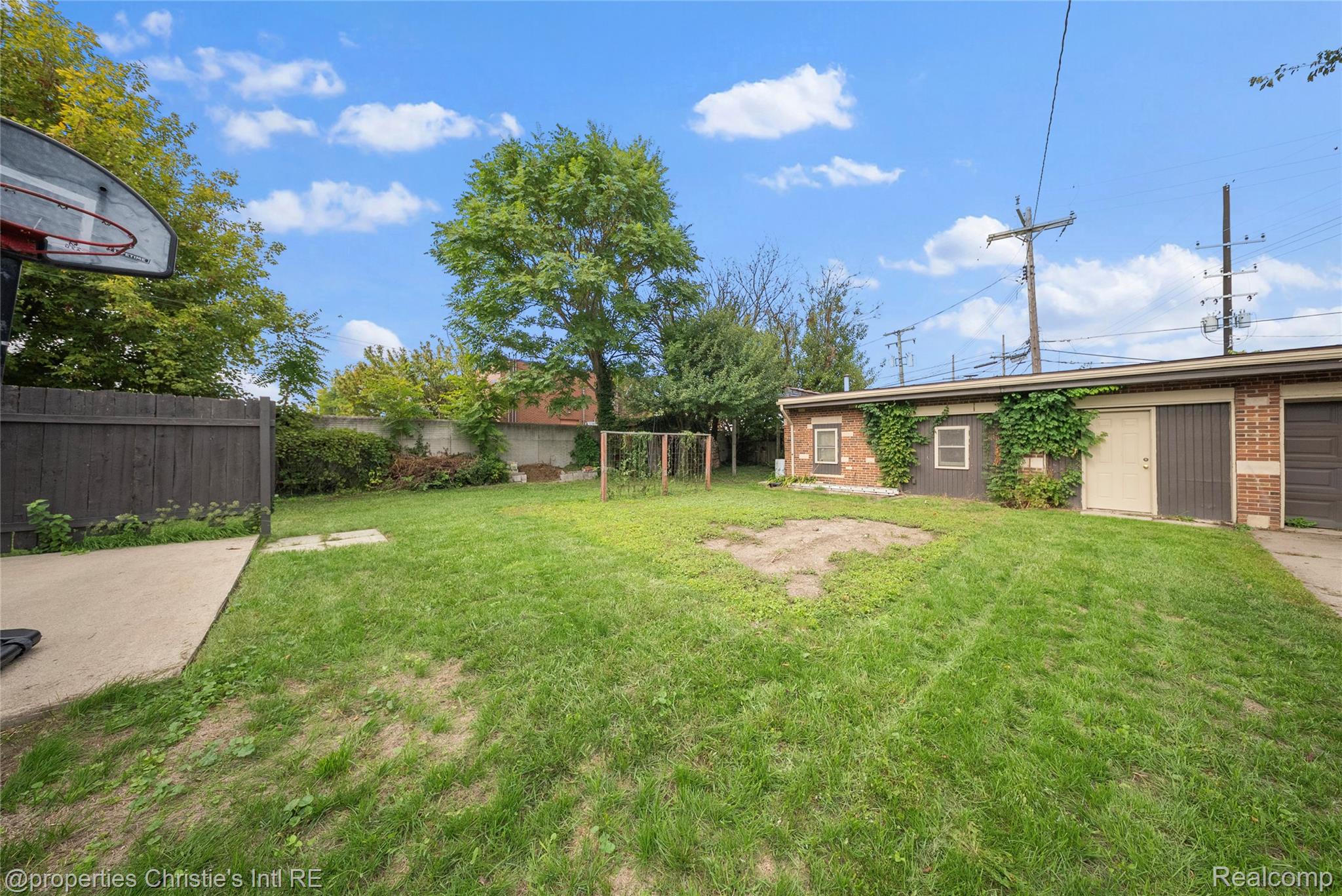 16243 Owen Avenue Property Photo 24