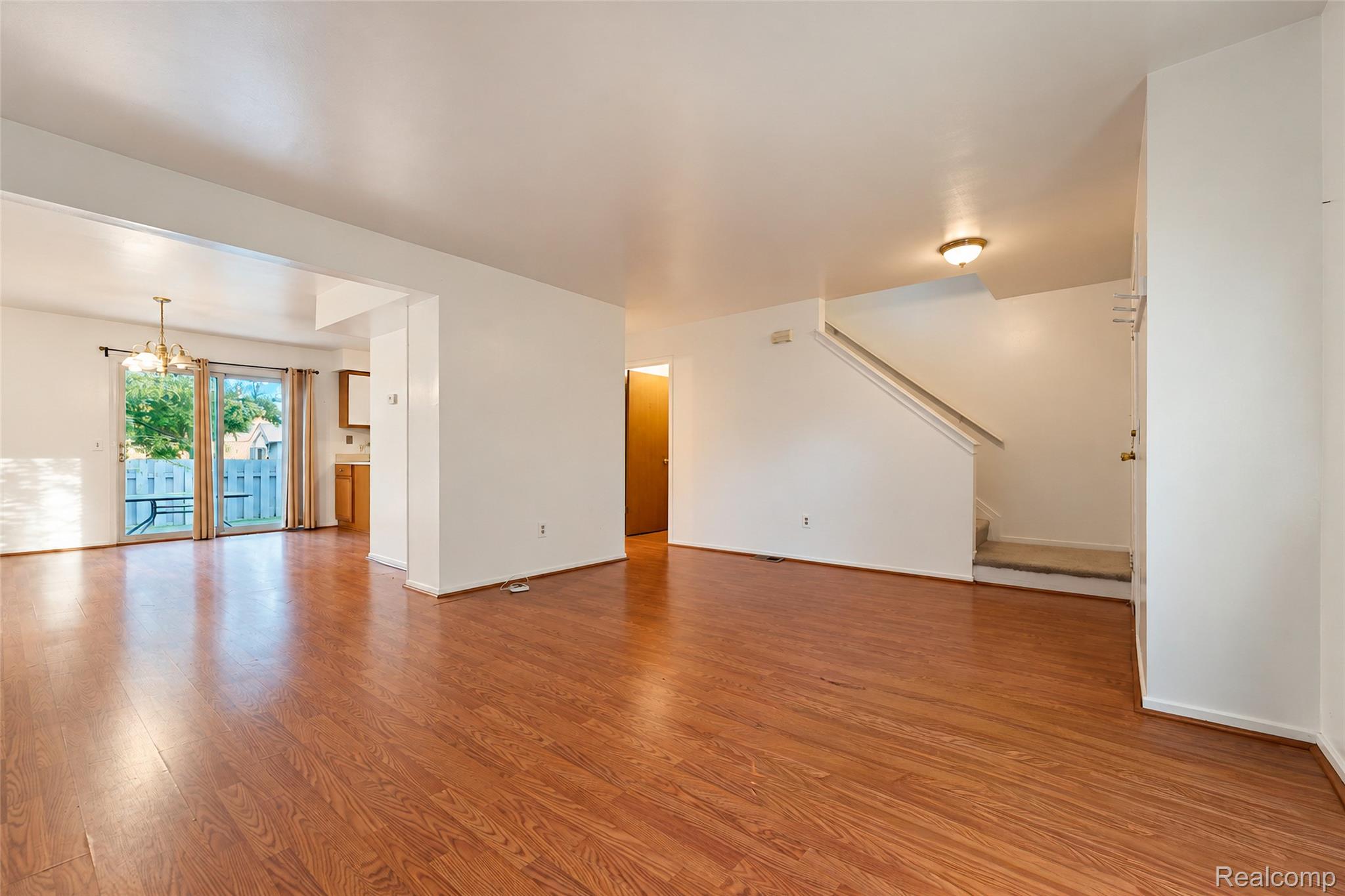 24244 Bashian Drive Property Photo 3