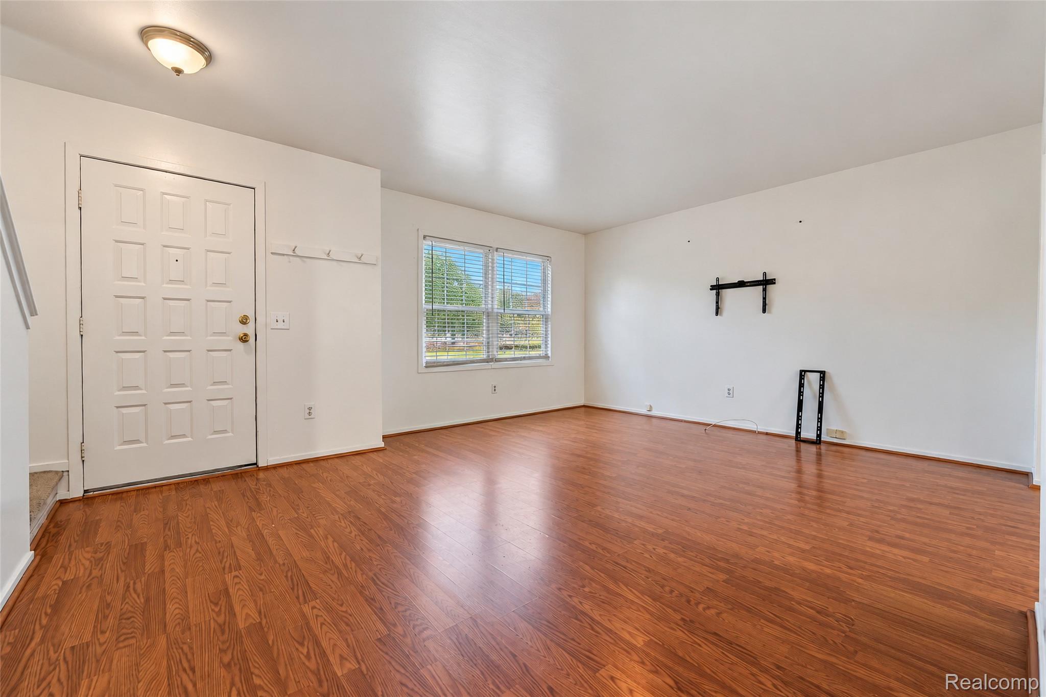 24244 Bashian Drive Property Photo 17