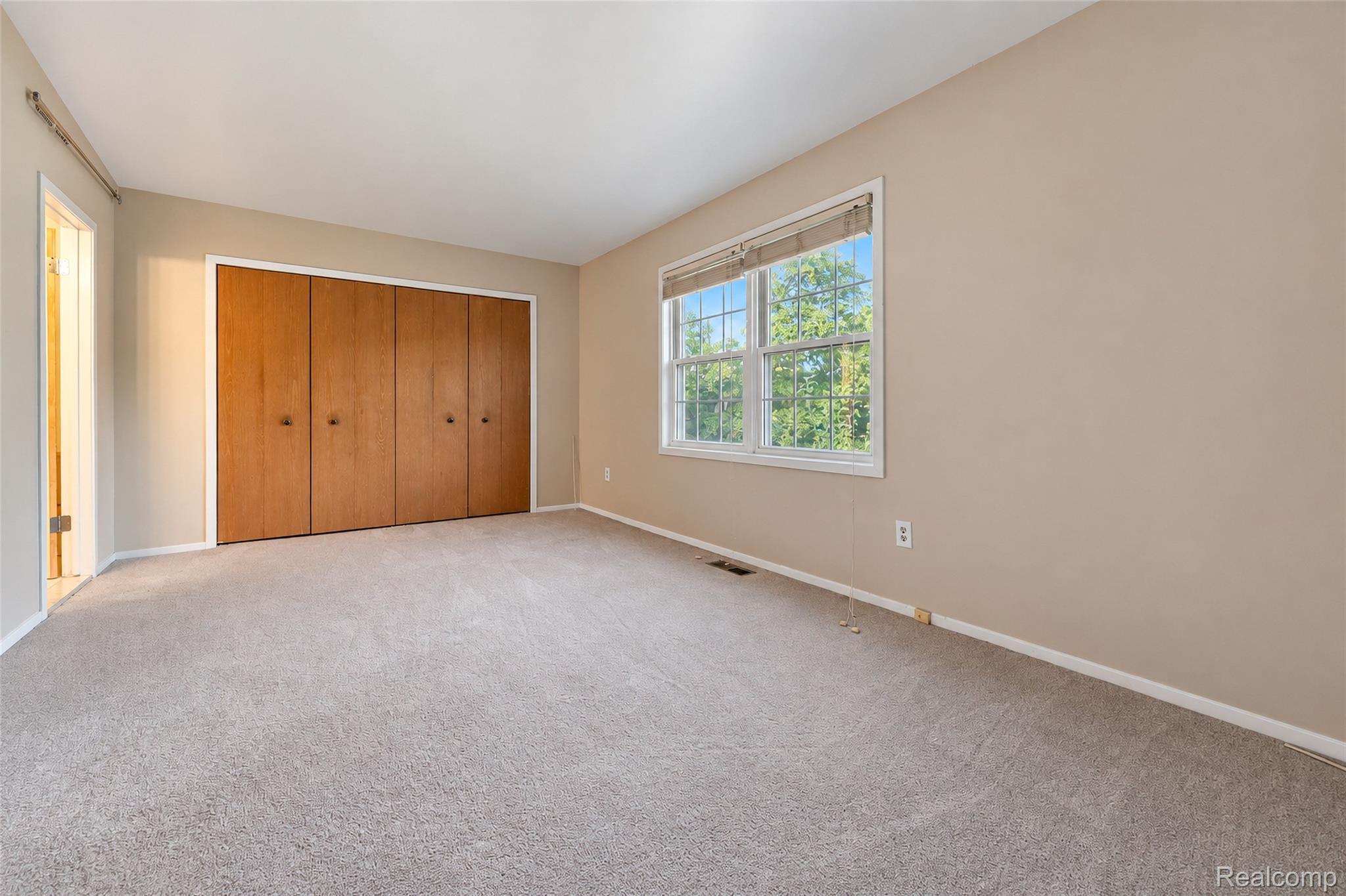24244 Bashian Drive Property Photo 18