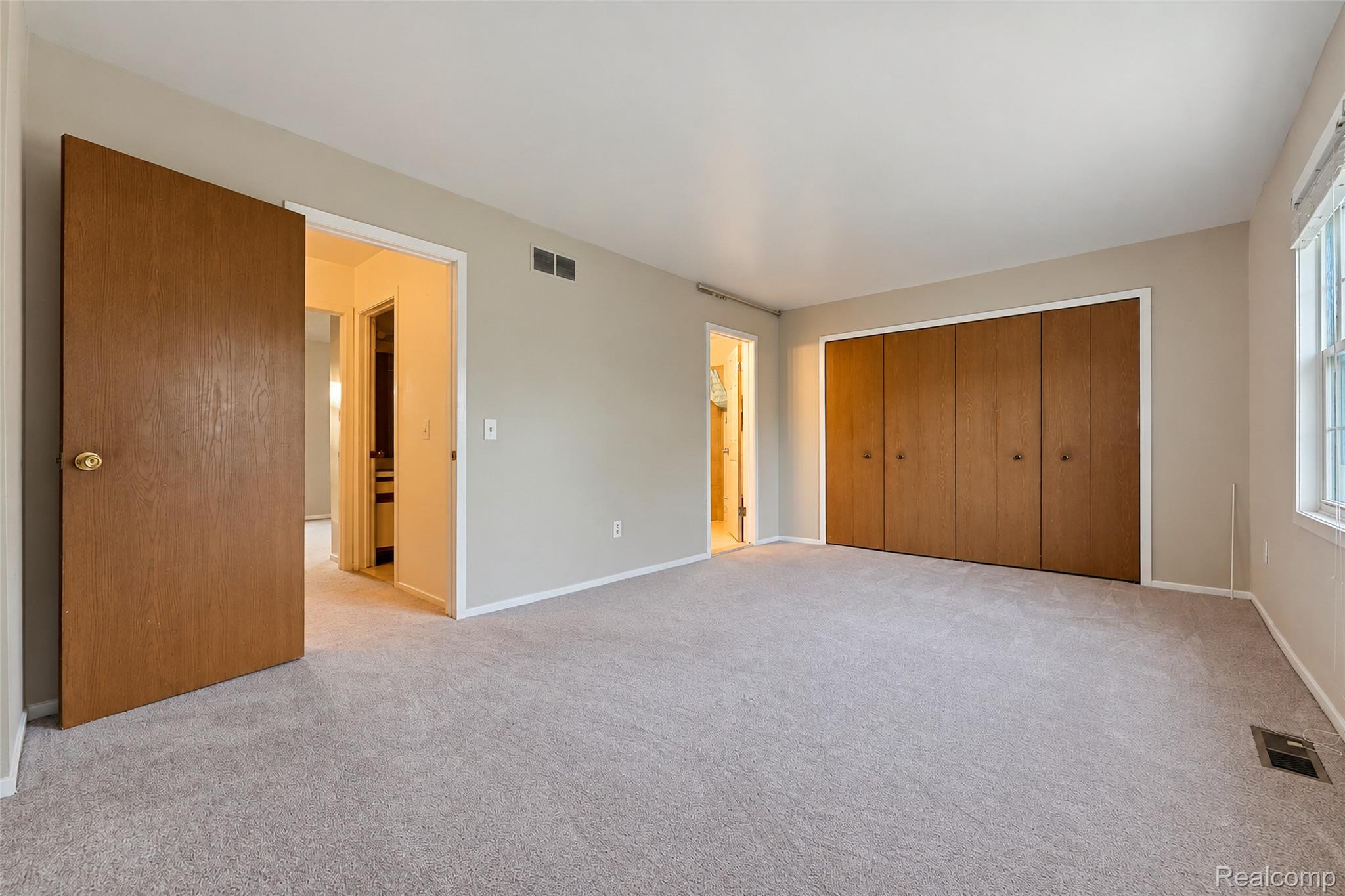 24244 Bashian Drive Property Photo 20