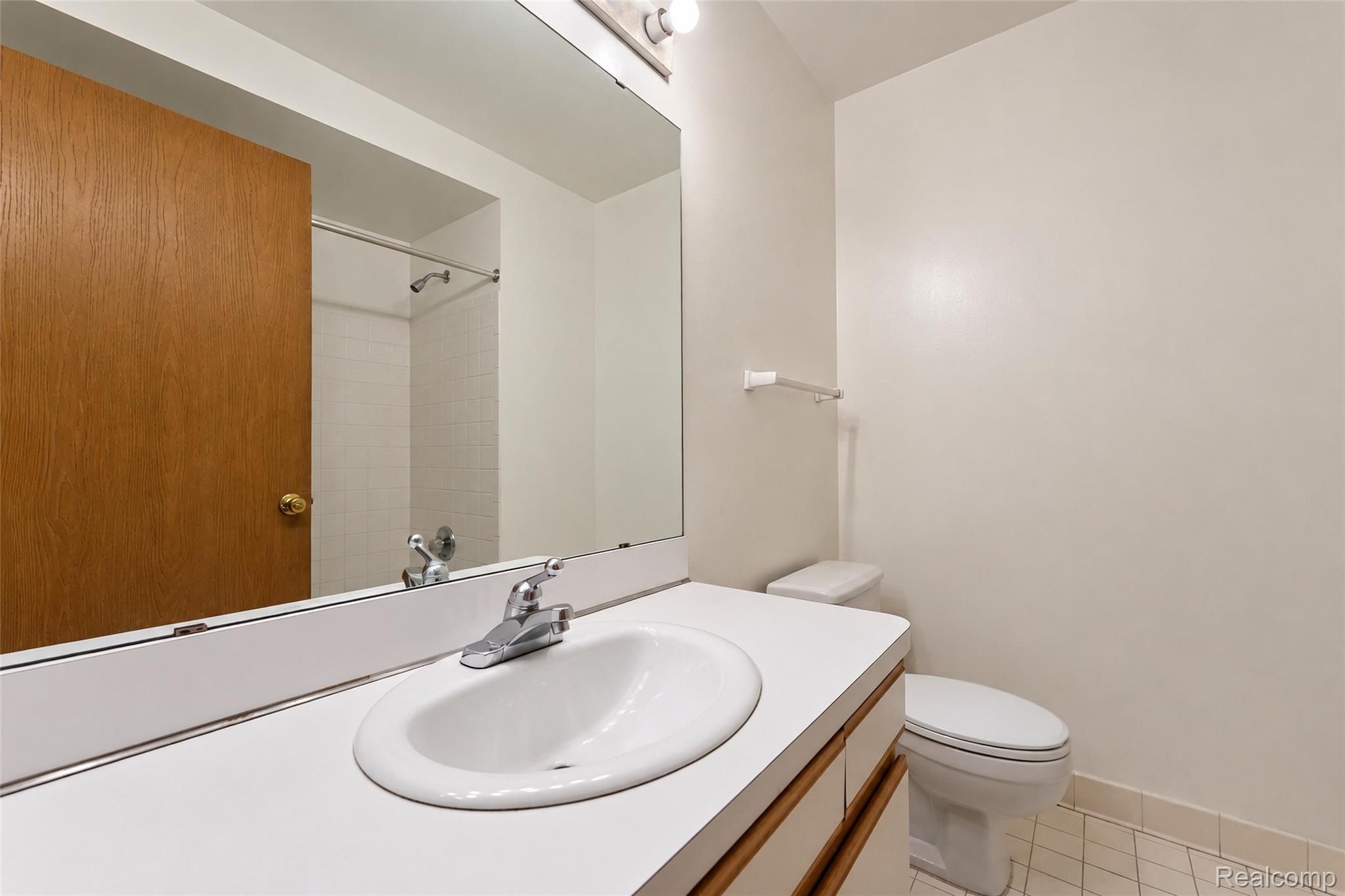 24244 Bashian Drive Property Photo 23