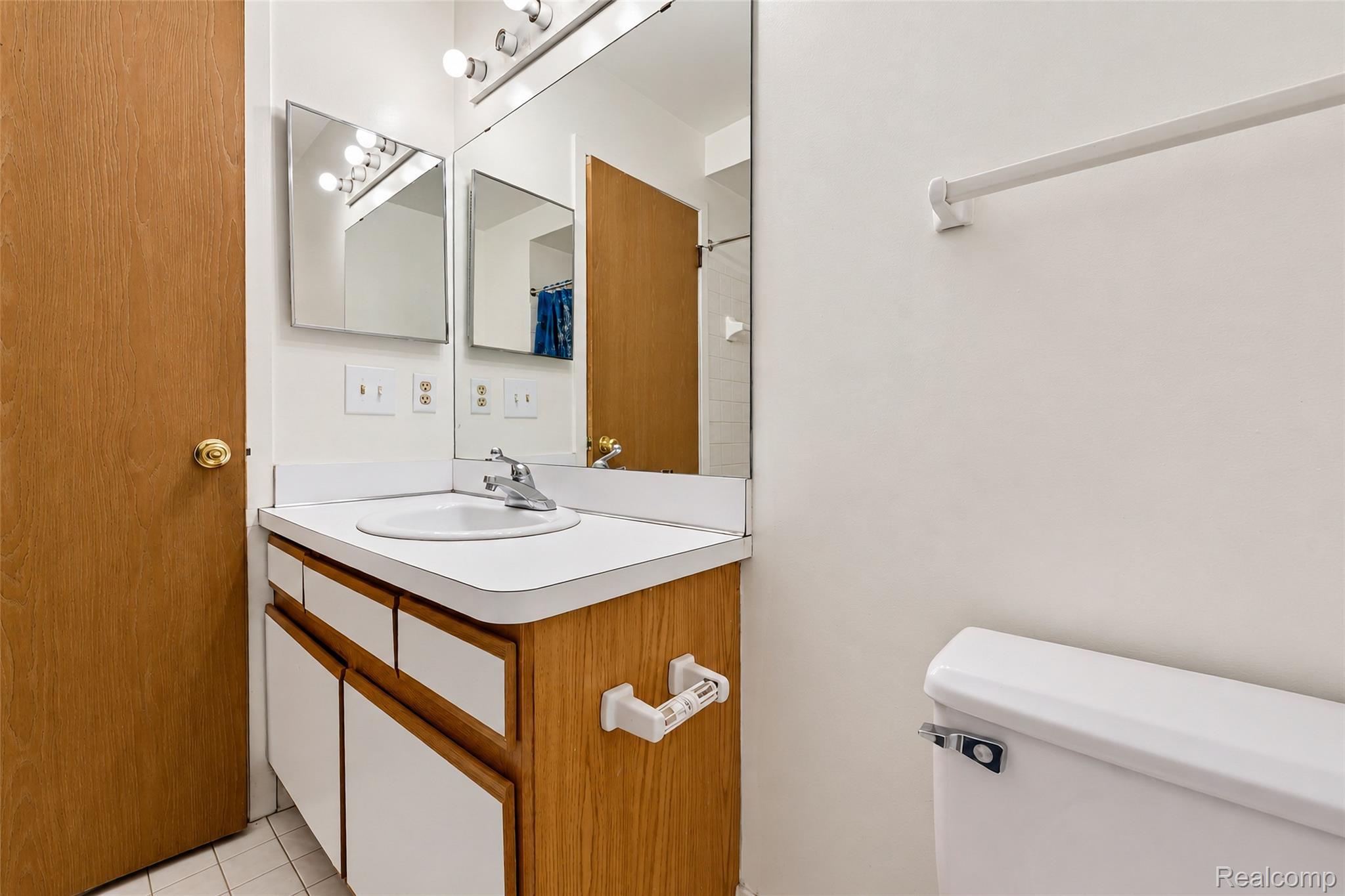 24244 Bashian Drive Property Photo 25