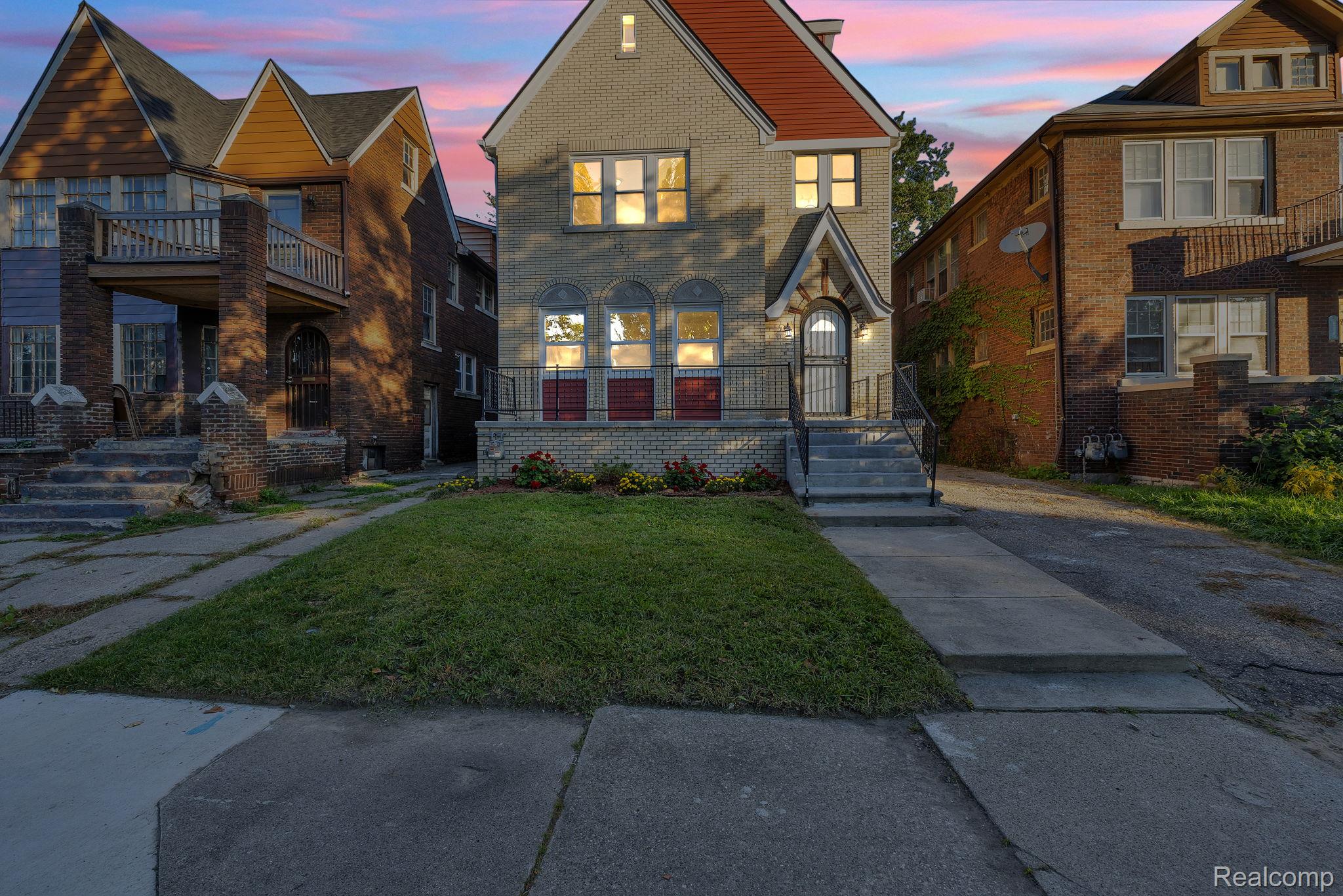 4218 Cortland Street Property Photo 1
