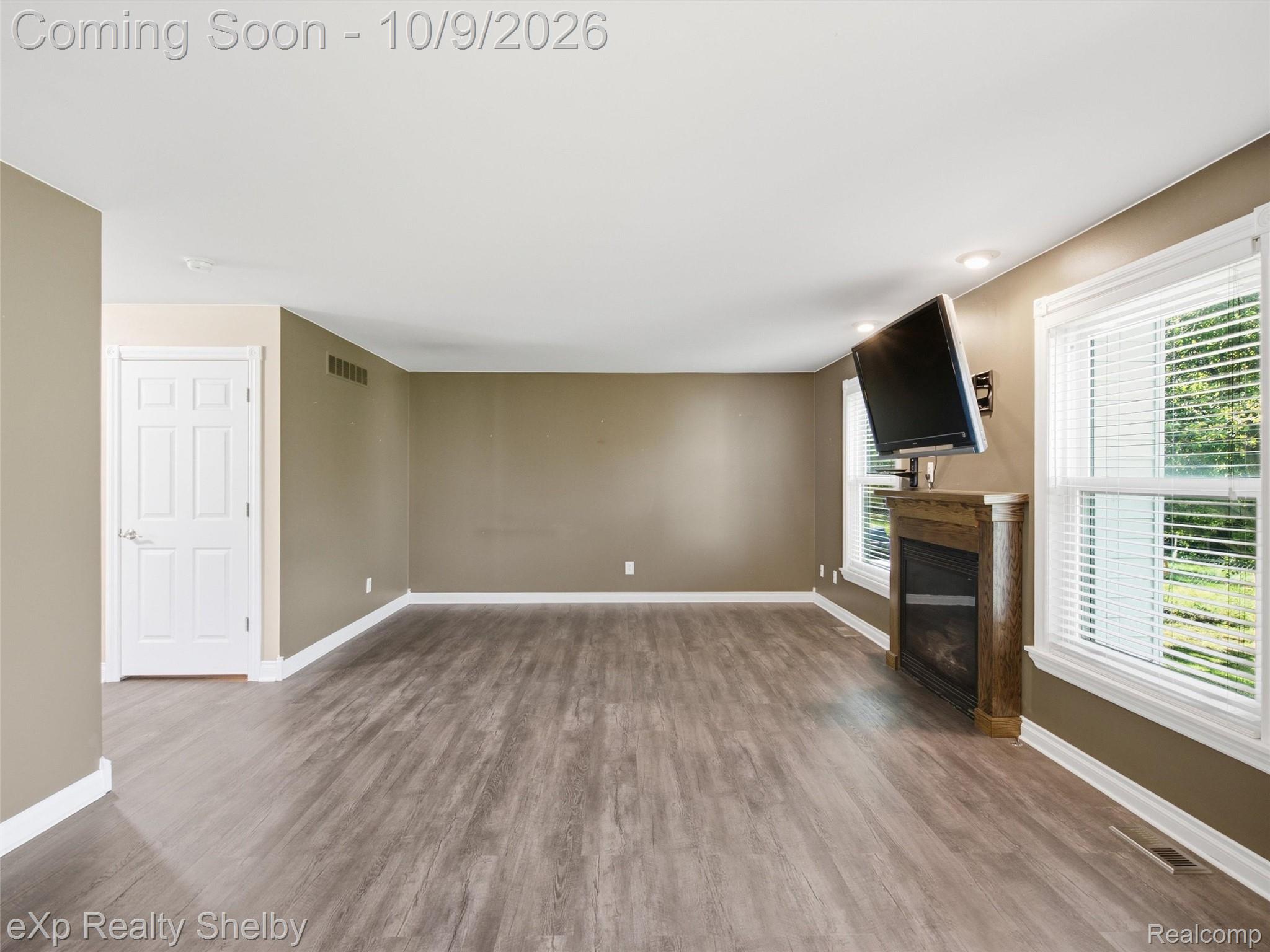 73927 Madison Street Property Photo 10