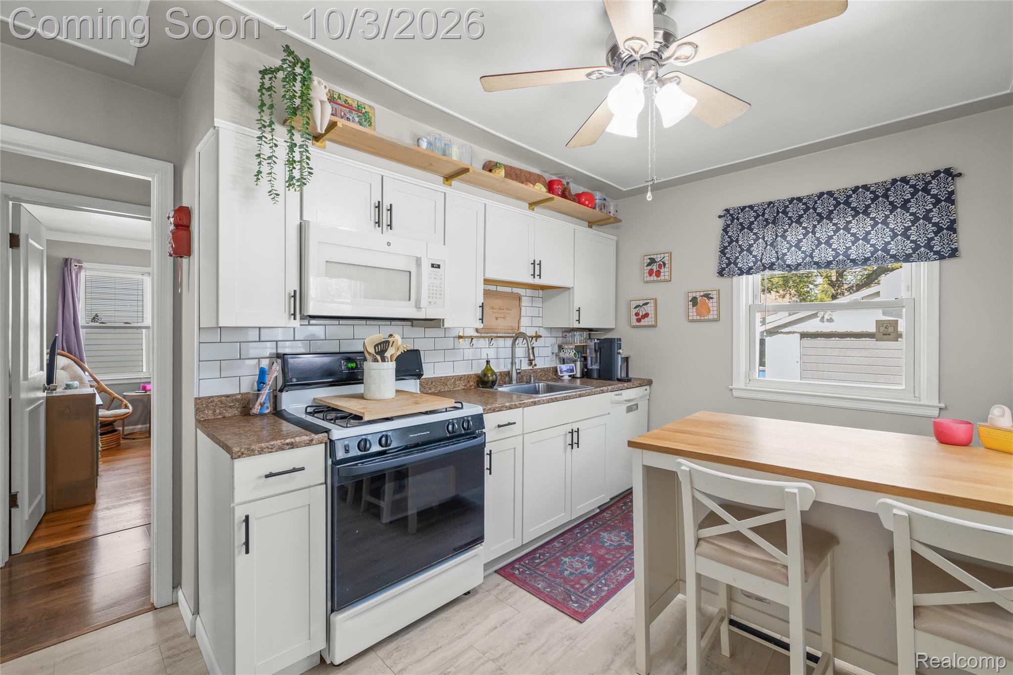 25274 Colgate Street Property Photo 8