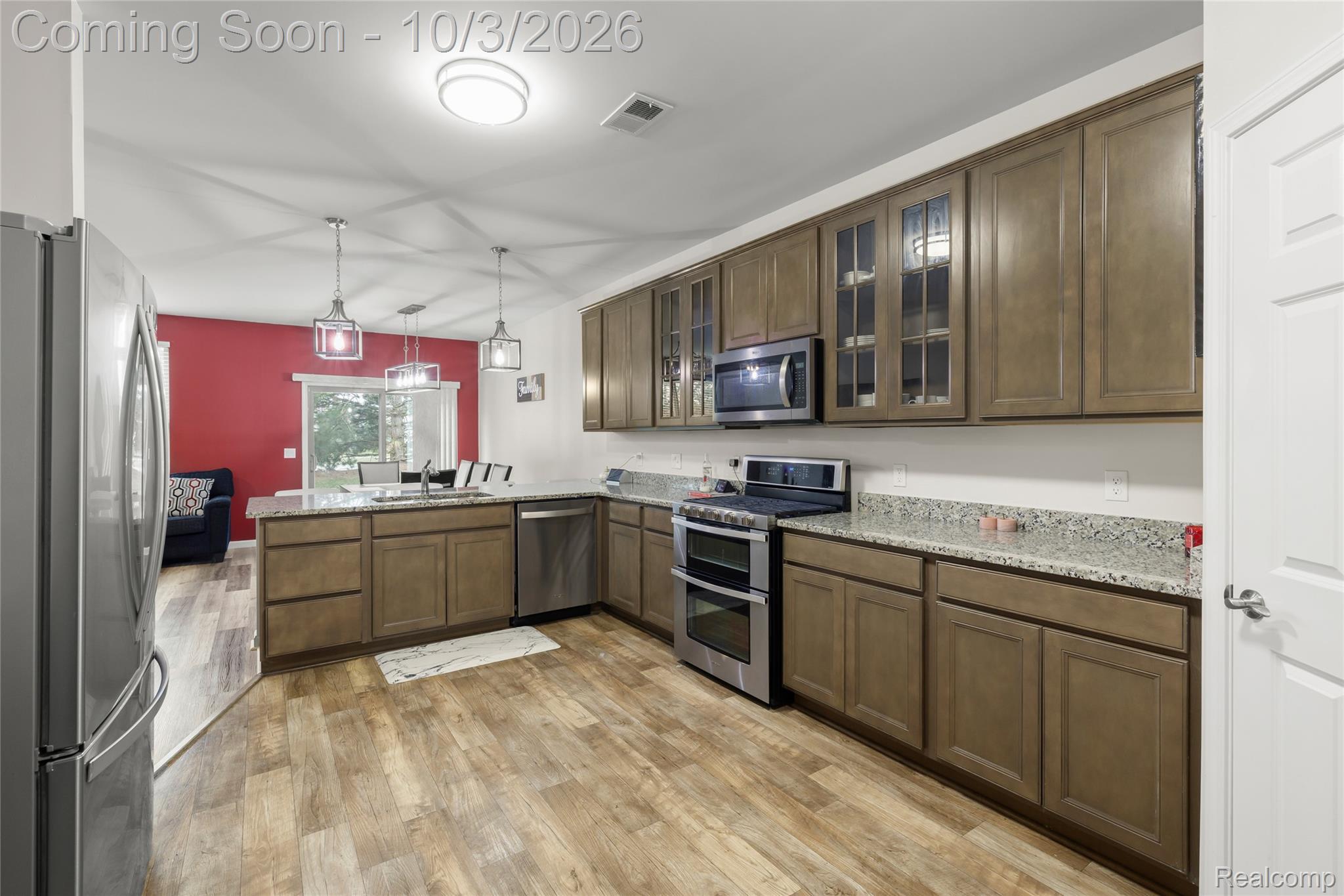 23116 Clarewood Street Property Photo 7