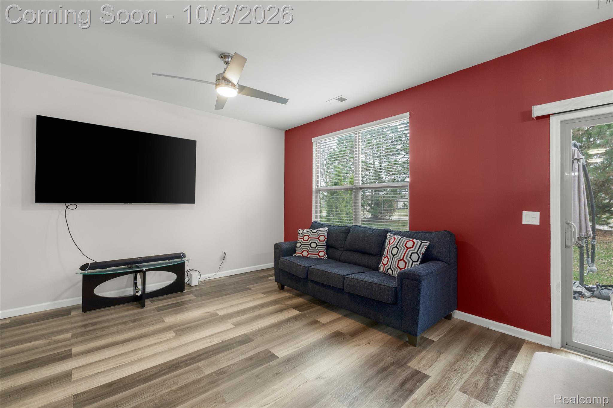 23116 Clarewood Street Property Photo 10