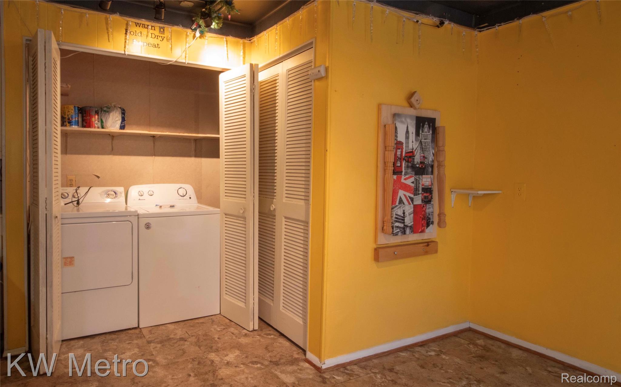 25405 Miracle Drive Property Photo 5
