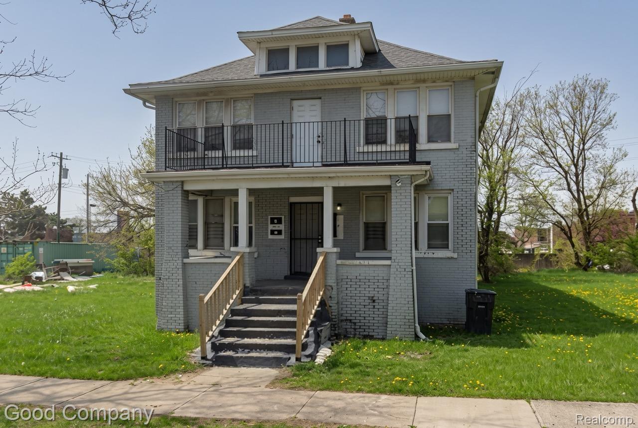 9839 Woodside Street Property Photo 1