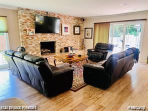 4784 S Valleyview Road Property Photo 5
