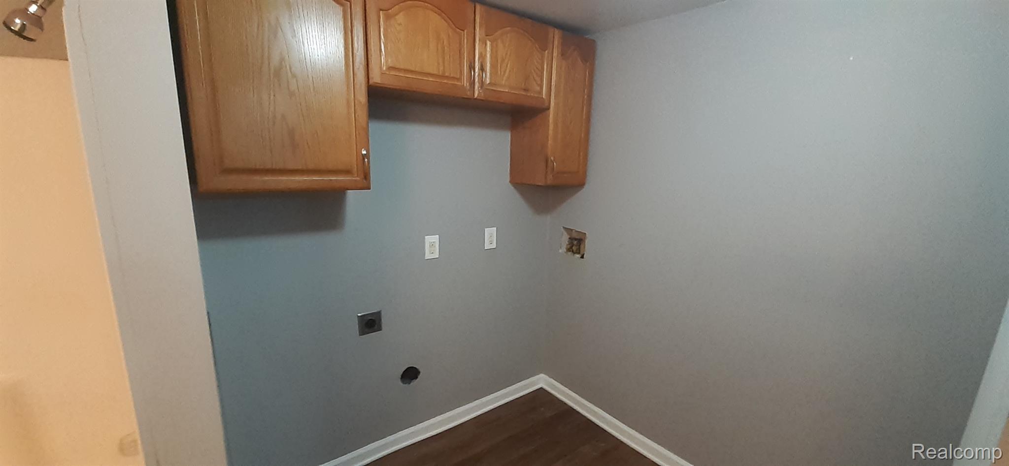 8251 Jackson Avenue Property Photo 6