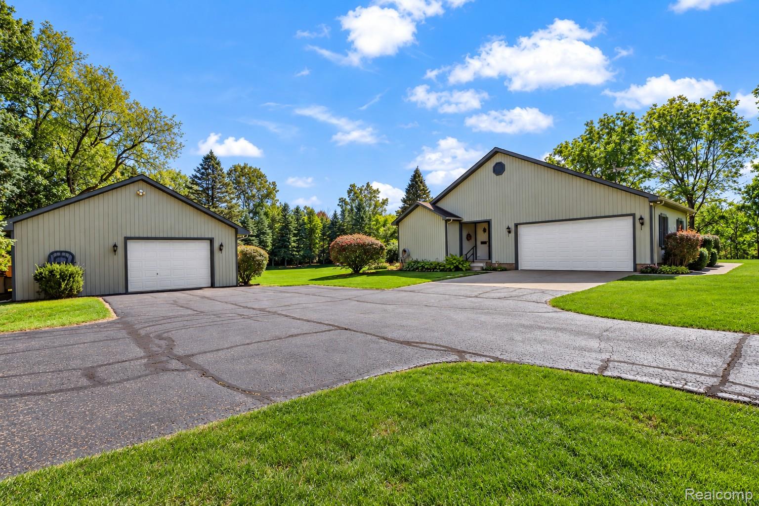 11750 Ebeling Road Property Photo 2