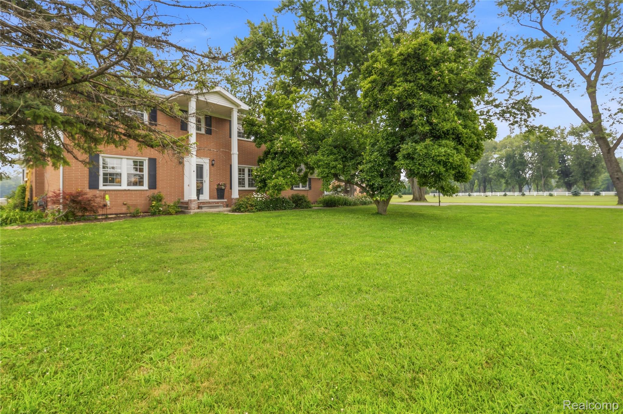 4925 S Huron River Drive Property Photo 51