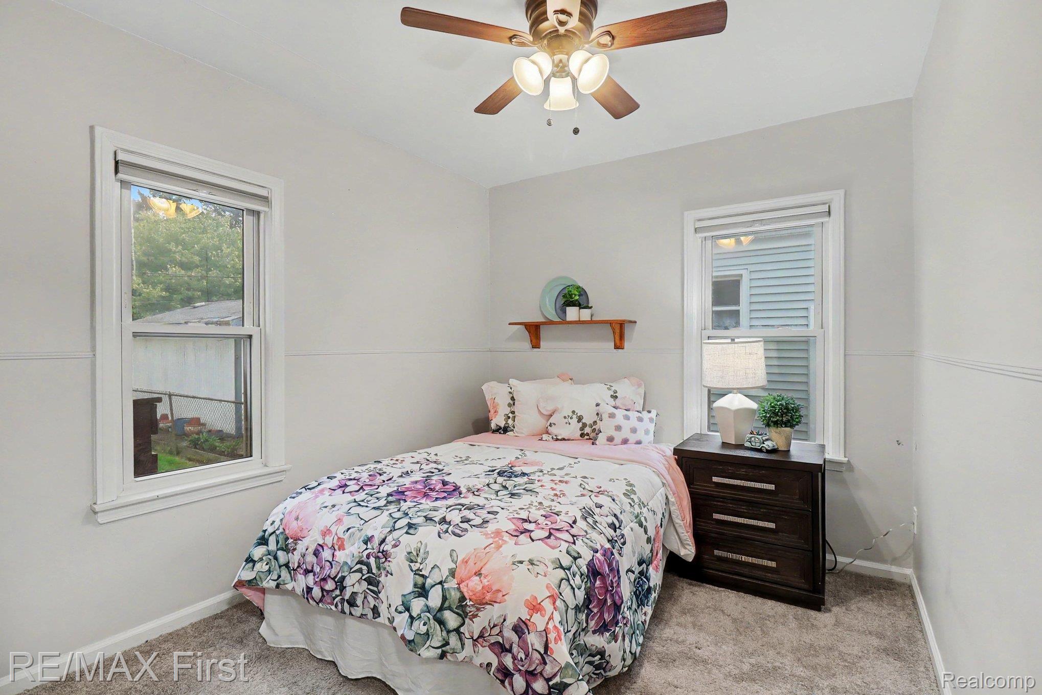 24890 Valley Avenue Property Photo 11
