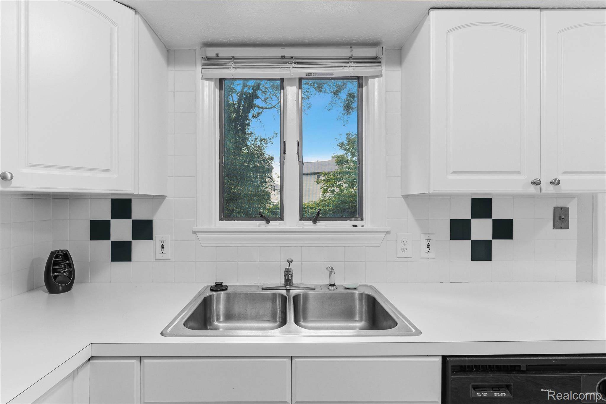 1101 Mohawk Avenue Property Photo 12