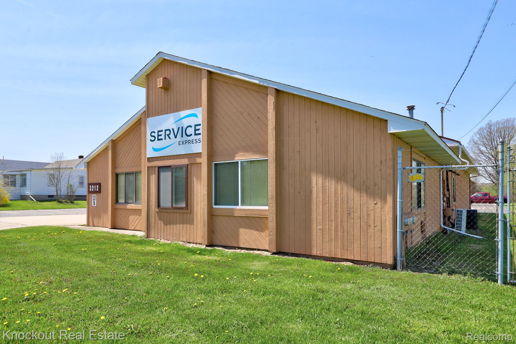 3212 S Dye Road Property Photo 5