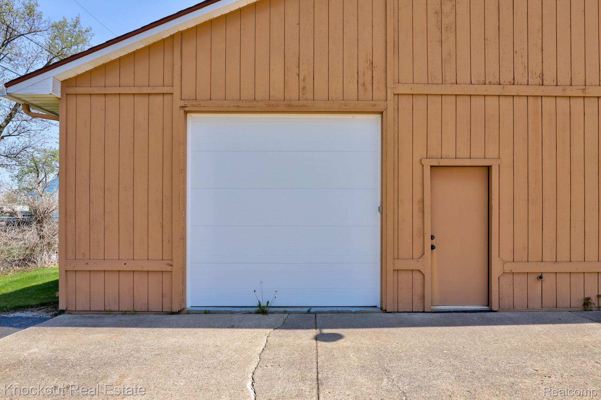 3212 S Dye Road Property Photo 24