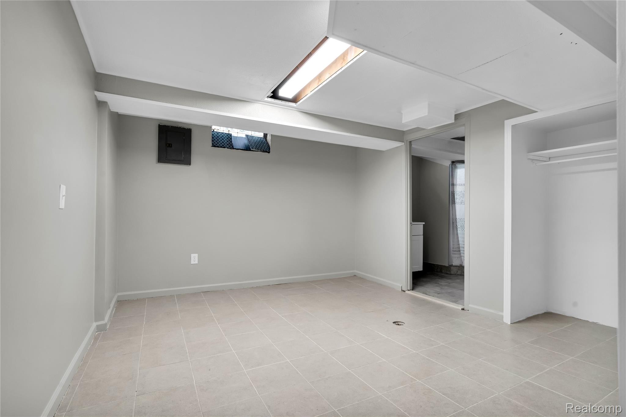 8577 Dixie Lane Property Photo 23