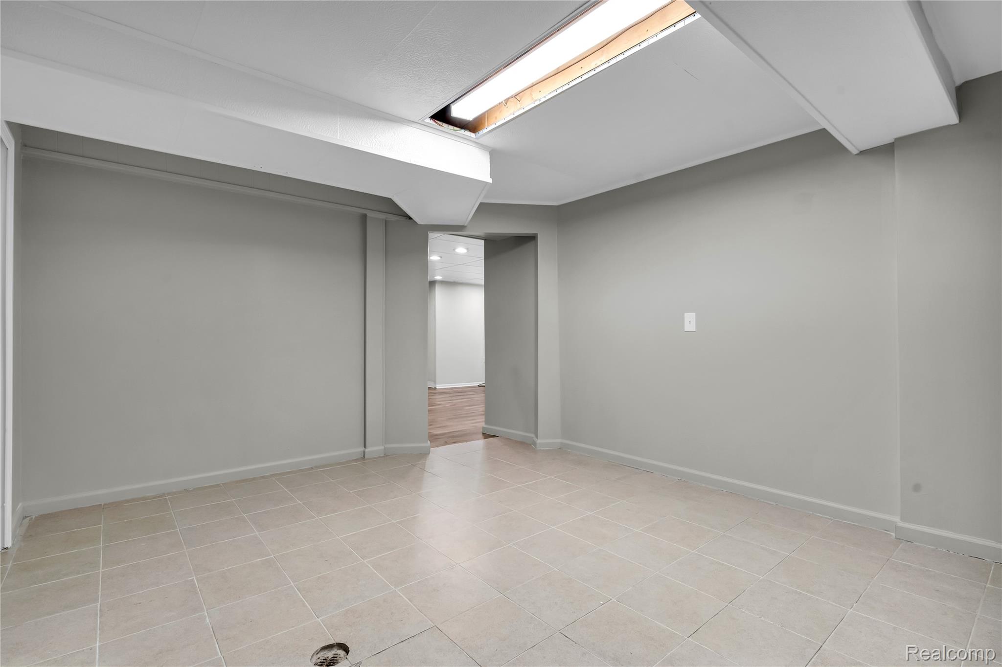 8577 Dixie Lane Property Photo 24