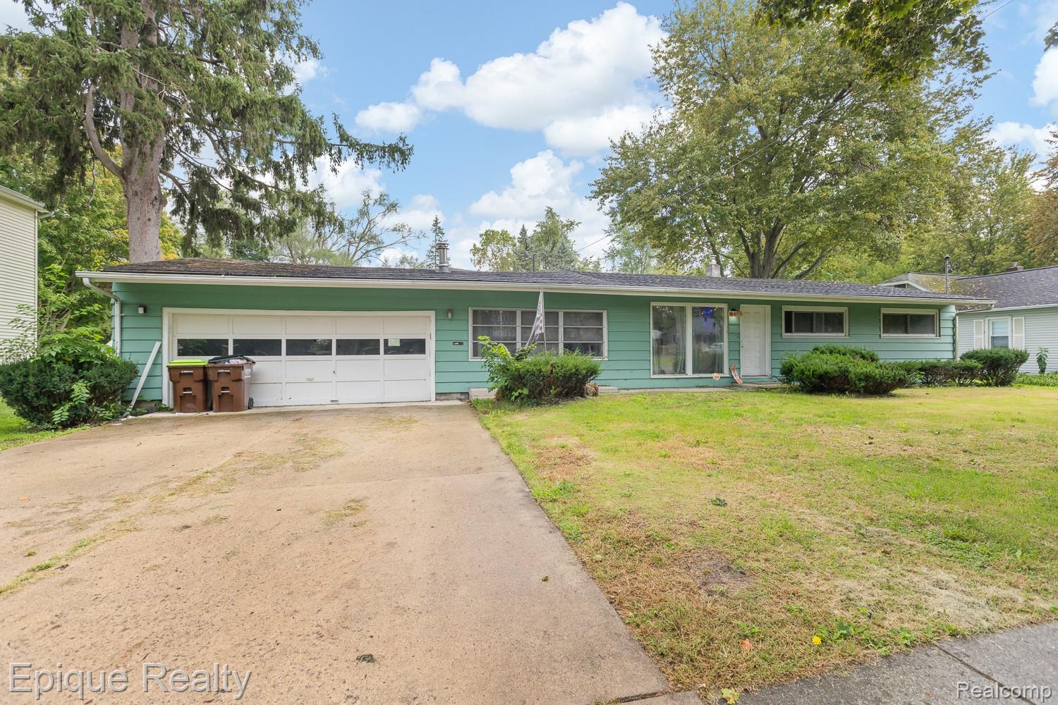 1231 Vine Street Property Photo 1